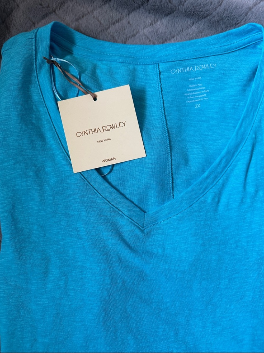 Plus Linen Aqua V-Neck Short Sleeve Tee